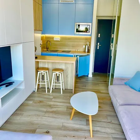 Three Horizons Apartment
